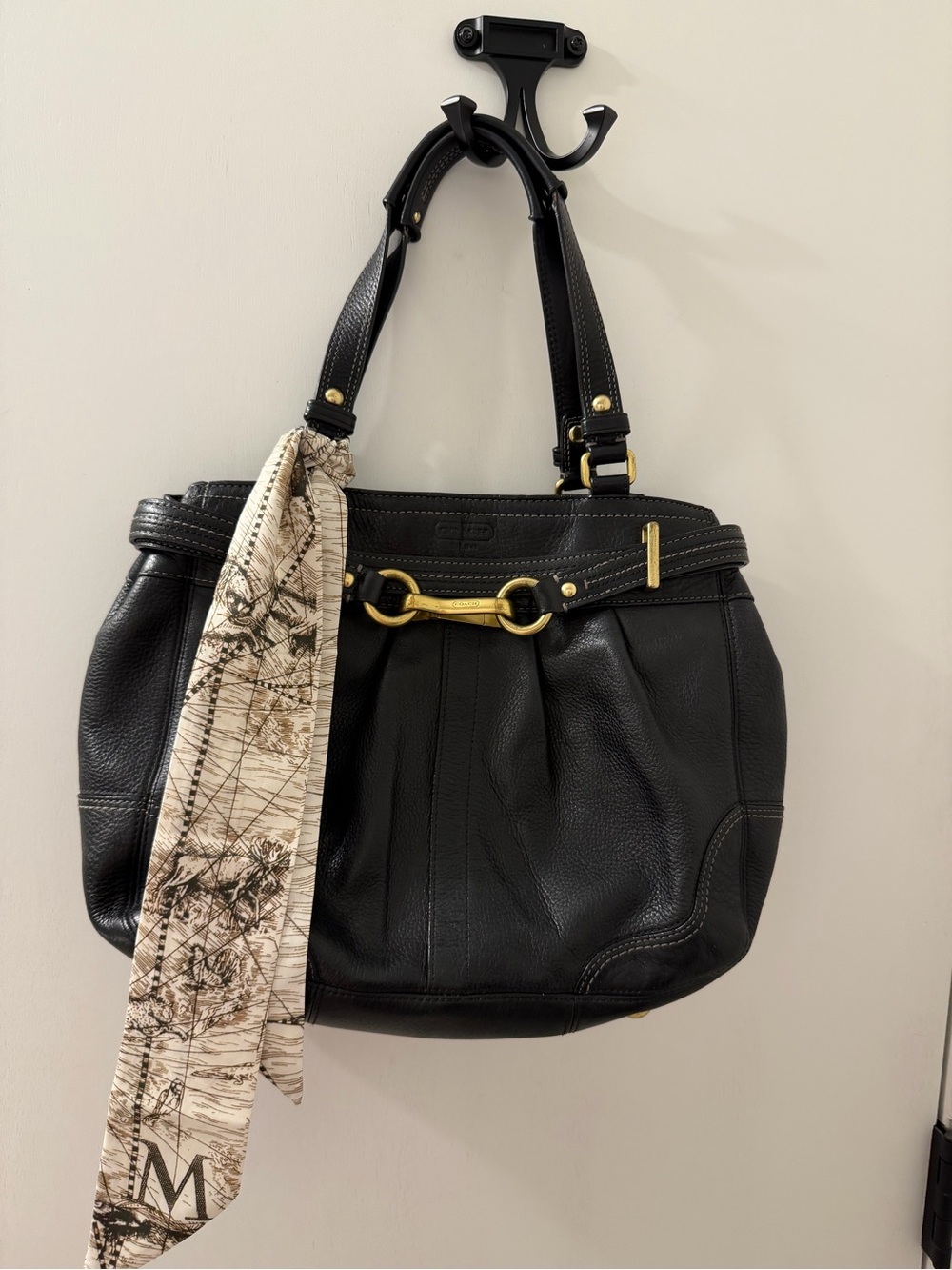Coach Hamptons Vintage Black Pleated Leather Carryall Satchel F12476
